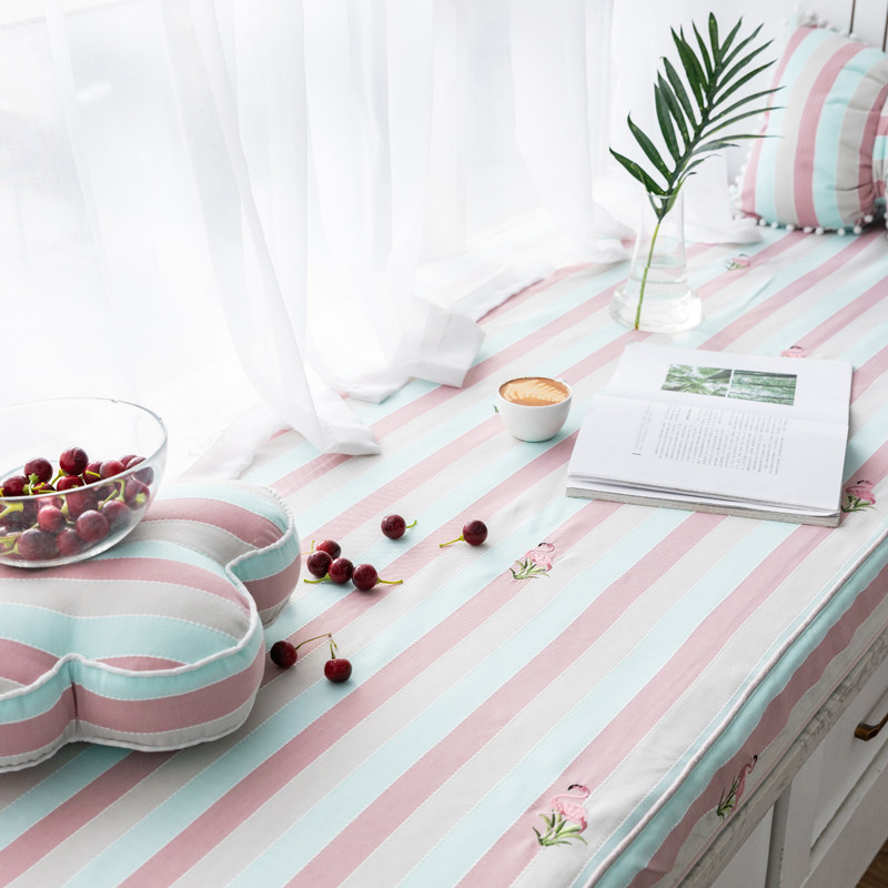 Custom-made Nordic cotton linen streaks embroidered flaminothermal bird floating window cushion windowsill Padded Tatami Cassette Balcony Mat