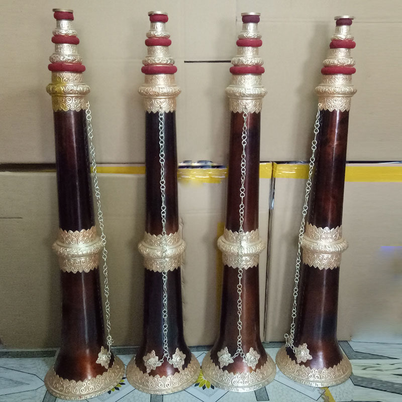 Tibetan playing trumpet tuba musical instrument trombone Tibetan characteristic musical instrument trumpet horn 35m copper horn