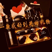 New Years boy birthday gift to boyfriend friends husband creative practical special walking and delicate Valentines Day gift