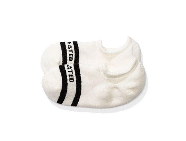 A tree country warehouse UNDEFEATED LOGO PED SOCKS sock 20SS