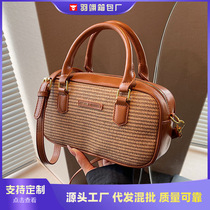 Retro Fashion Handbag Womens 2024 Summer New Style Versatile Western Style Woven Shoulder Bag High-end Crossbody Bag