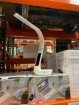 Spot Canadian Ottlite childrens eye lamp reading lamp LED non-glare non-splash screen anti-eye fatigue