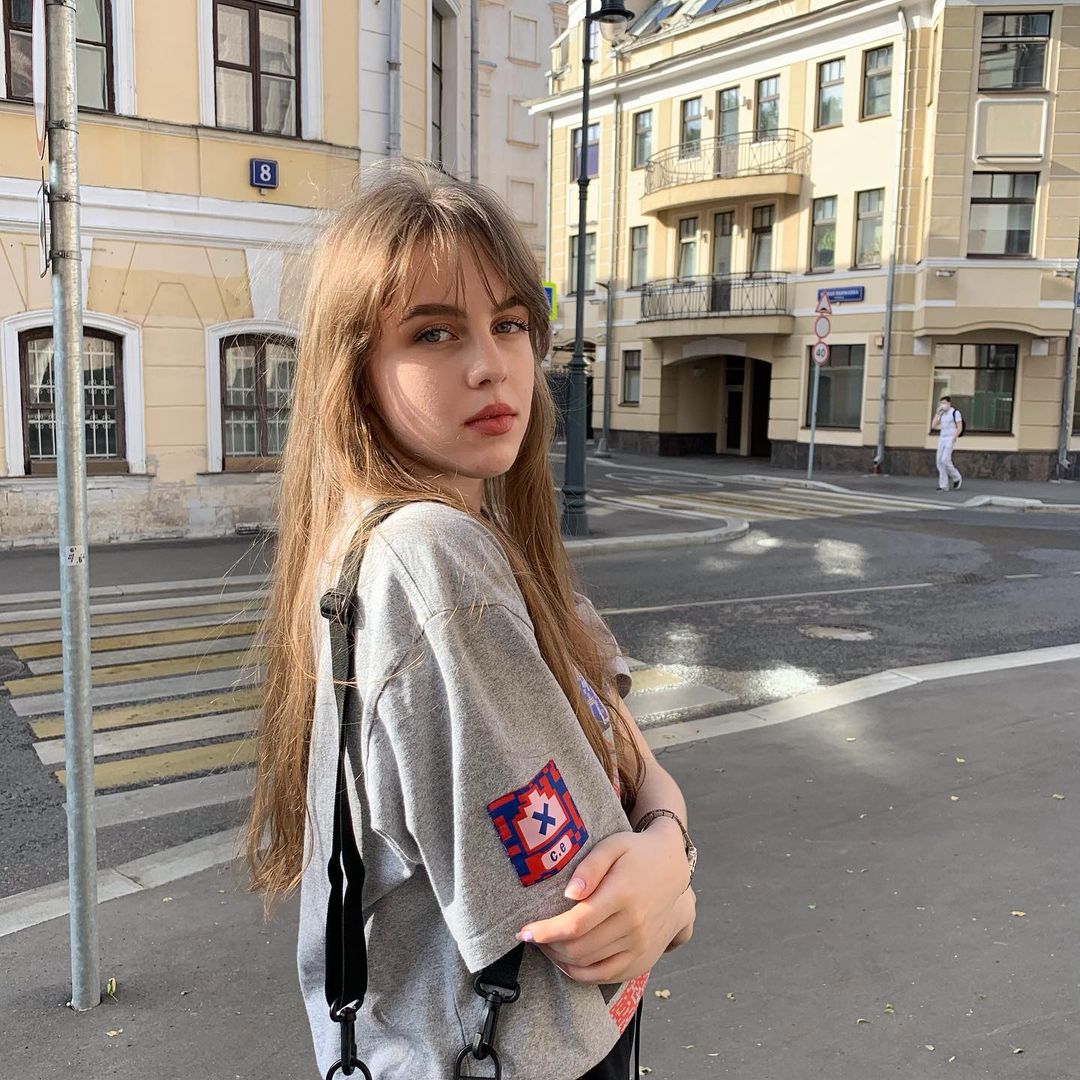 LIFE CAVEMPT C E 19AW JUNCTION T Crossroads new armband men's and women's short-sleeved T-shirt