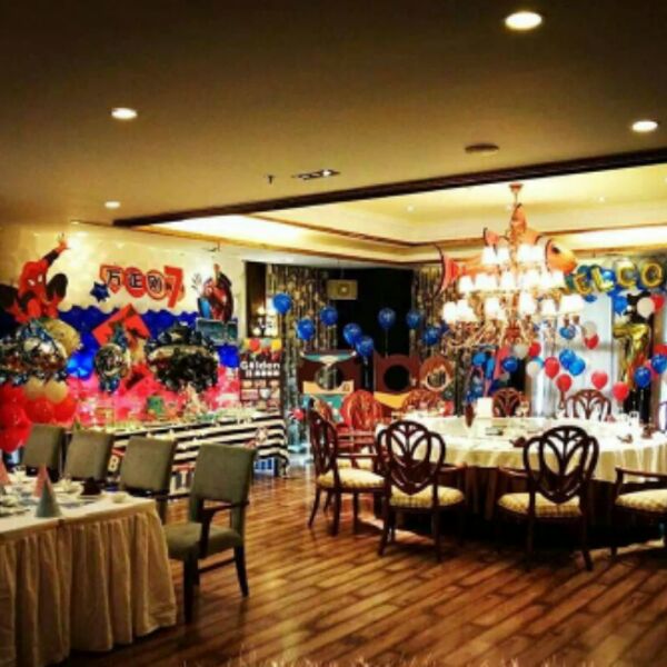 Shanghai Children's 10th Birthday Boy Captain America Theme Clown Show Balloons Come To Arrange Hotel Decorations