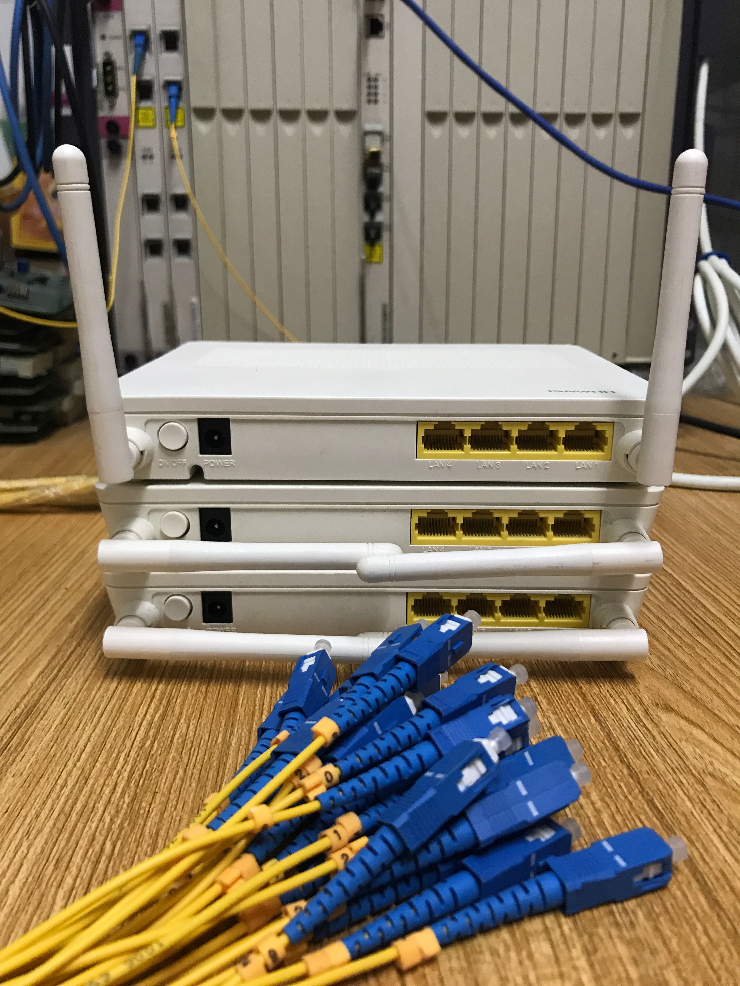 HUAWEI Huawei HG8345R one thousand trillion GPON light cat wireless WI-FI gateway type HGU fiber cat ONU