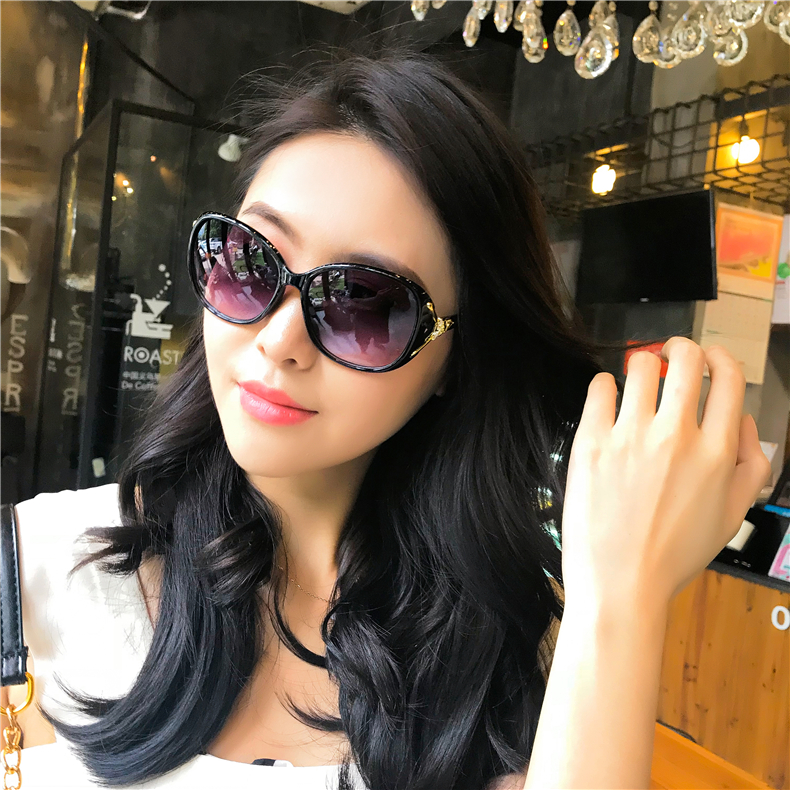 Kính râm nữ sao thủy triều mẫu 2018 kính râm mới kính retro nữ mặt tròn phiên bản Hàn Quốc của phiên bản thủy triều đỏ cá tính kính mắt thời trang