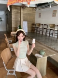 Момолентность [The Cream Cream Hanwei Tee] с непобедимым городом Love White Open Open Short -Короткие рукава