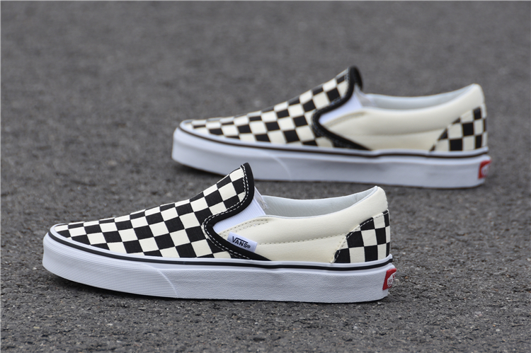 Vans SLIP-ON cờ đen trắng kẻ sọc một chân nam và nữ lười giày lười giày vải thông thường VN-0EYEBWW mua giày thể thao