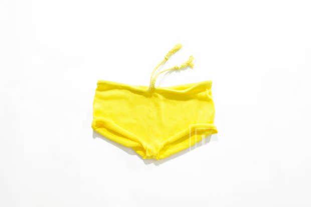 IOC giải phóng mặt bằng gói quần đi biển cho bé gái với áo thun bikini hoàn toàn ok màu vàng - Quần bãi biển 	quần dài đi biển nam	