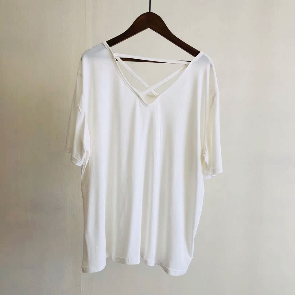 Kích thước lớn rộng rãi của phụ nữ béo mm mùa hè mới phương thức áo thun ngắn tay màu chéo với tay áo ngắn backless 992 áo kaki nữ