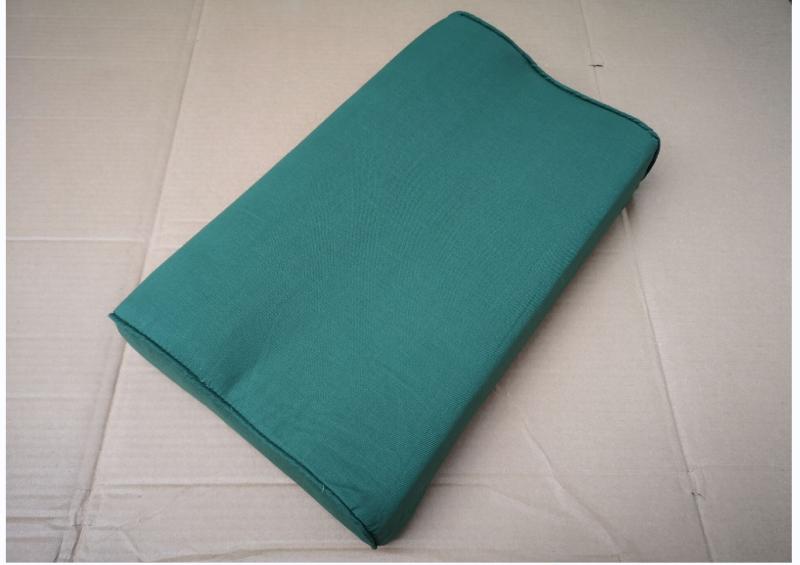 Pillow for green pillow curves to protect the cervical spine