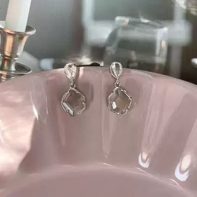 Sugar Cube home IU little cute same 925 sterling silver transparent pendant small cold wind ear needle simple earring female