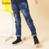 quần jean bé trai mùa thu mùa xuân và khí nước ngoài của Hàn Quốc phiên bản quần jean mềm trẻ em mùa thu quần hợp thời trang mới. 