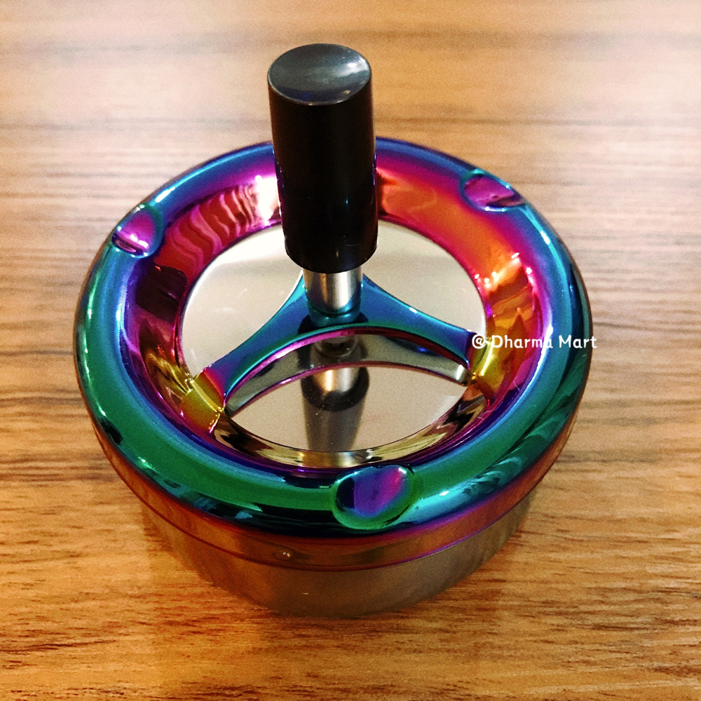 Wheels Smoking Cylinder Portable Cigarette Ash Trays COOL METAL CIGARETTE ASH TRAYS PRESS ROTATING CIGARETTE ASH TRAYS VEHICULAR TOBACCO CYLINDERS