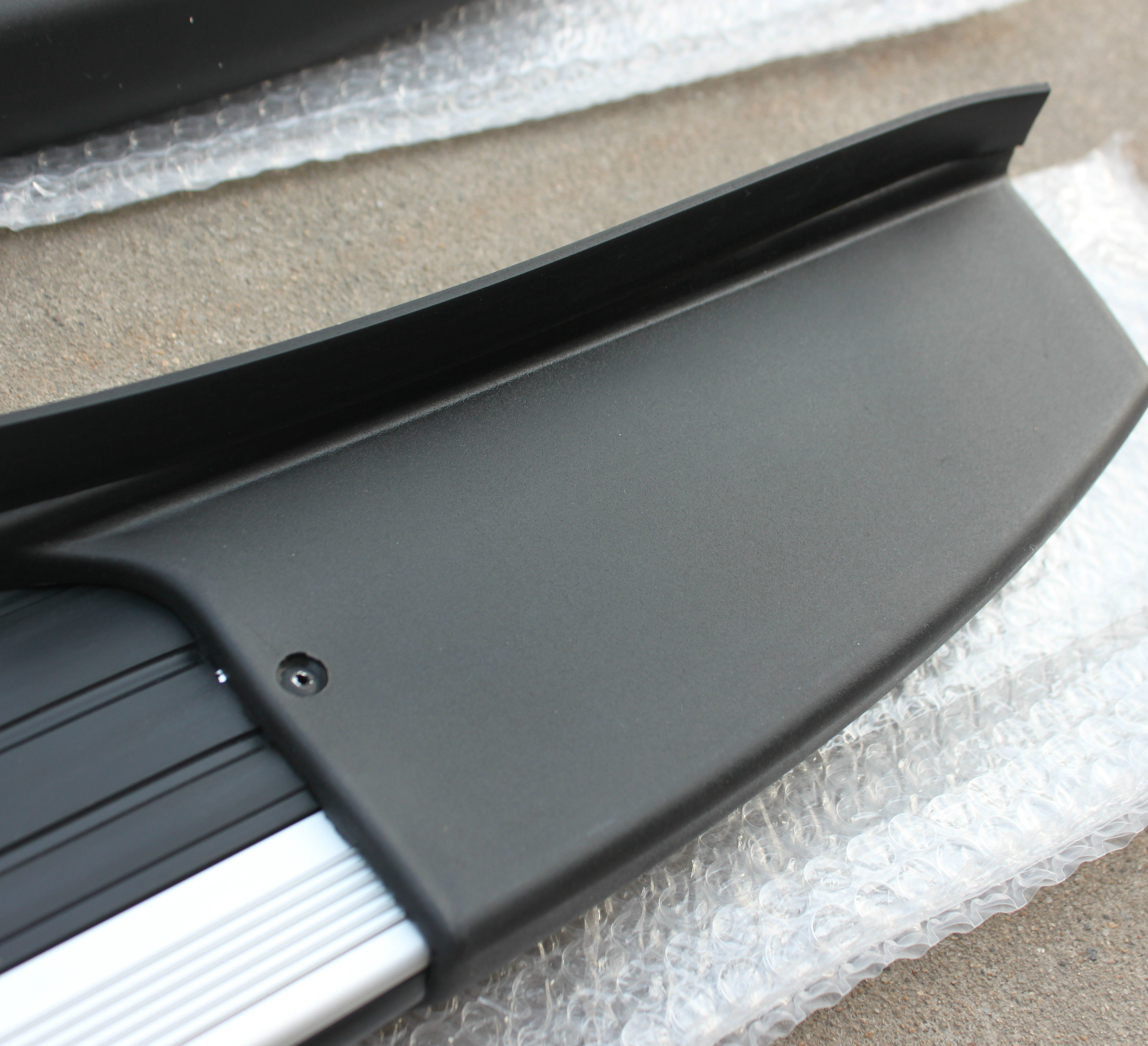 Suitable 09 09 10 11 12 13 14 14 Chic footboard side pedal black plastic head bag corner plug