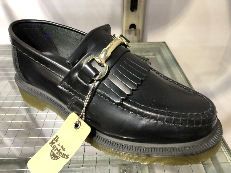 dr martens adrian snaffle