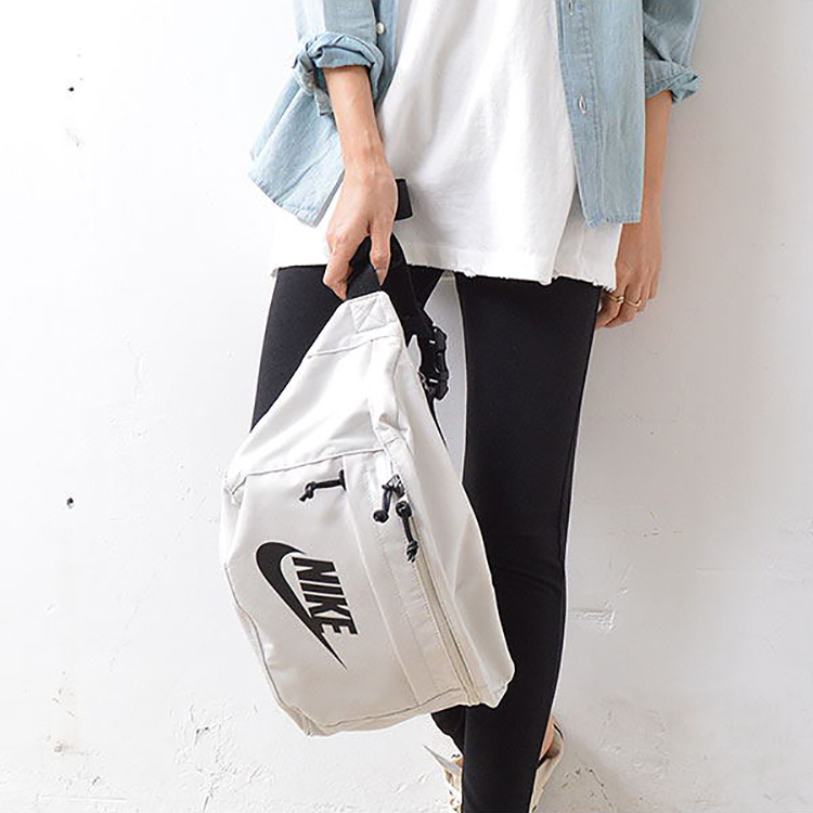 nike tech hip pack review