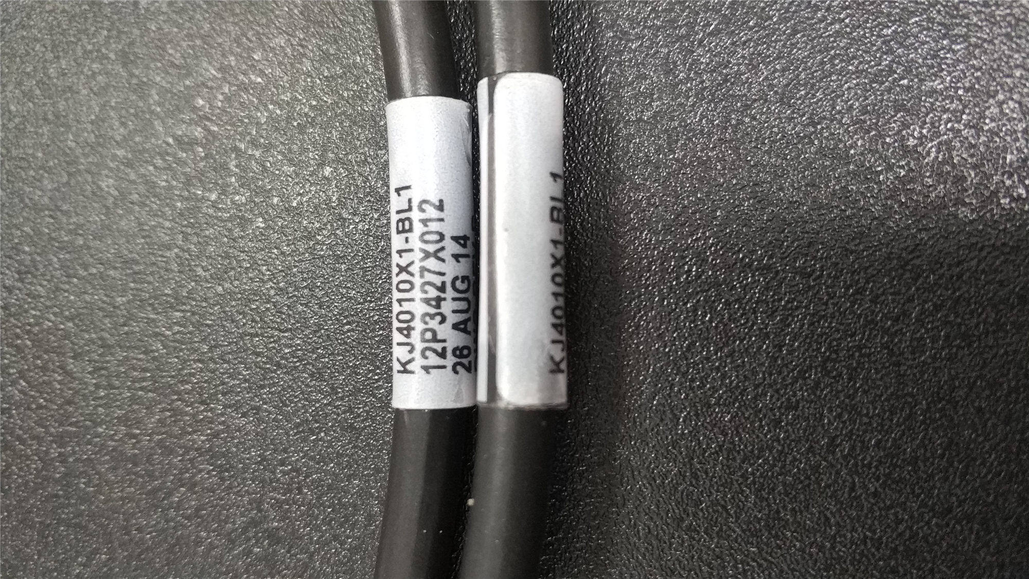 VE4050E1C2 VE4050E1C2 CE4050E1C2 assorted cable KJ4010X1-BM1 KJ4010X1-BL1