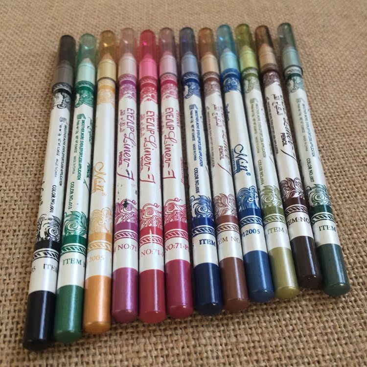 Kết cấu là màu siêu tốt 12 cây bút kẻ mắt nhiều màu Màu sắc COS COS chống nhòe có thể dùng làm chì kẻ viền môi - Bút chì lông mày / Bột / Stick chì kẻ mày không trôi