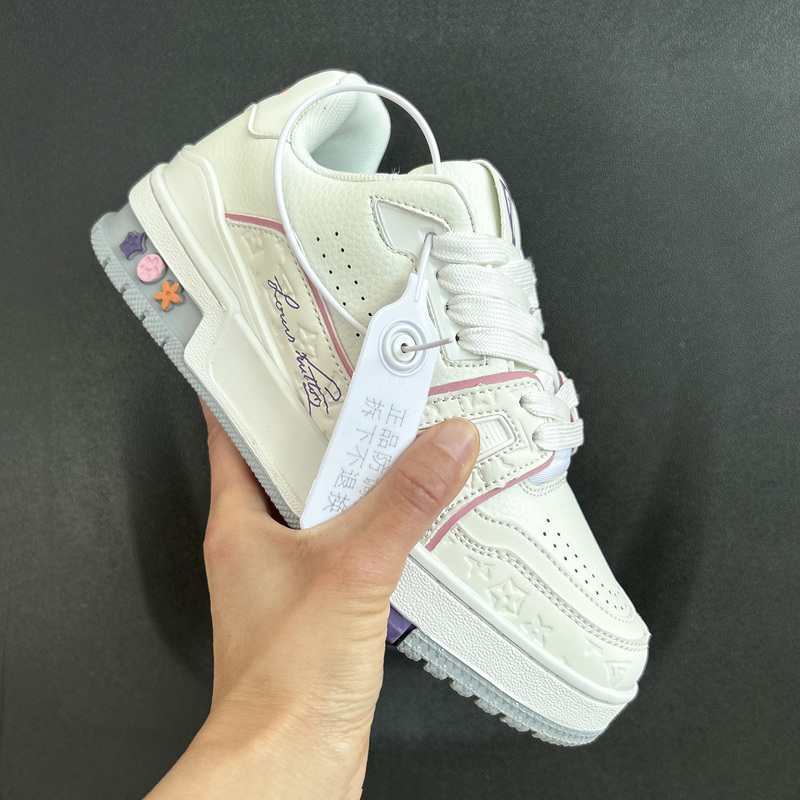 Cruise Ship Limited Edition Yiwiden White Sneakers for Men, Putian Printed Casual Shoes, Versatile Chic Sneakers, 2026 New Model Shoes