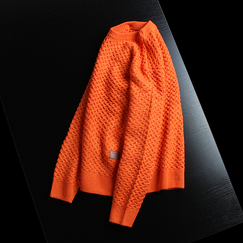 Fashionable and Vibrant Orange Autumn and Winter Thickened Men's Knitwear with Three-Dimensional Twisted Pattern, Soft Round Neck Casual Pullover Sweater for Men
