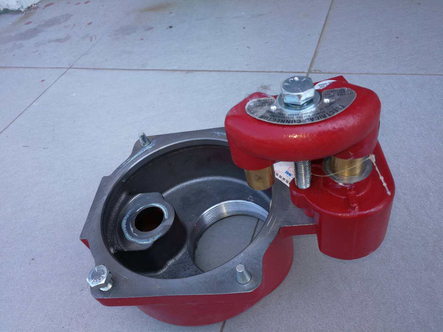 Red Jacket Submersible Pump Base Explosion-Proof Junction Box Cable Bridge Assembly