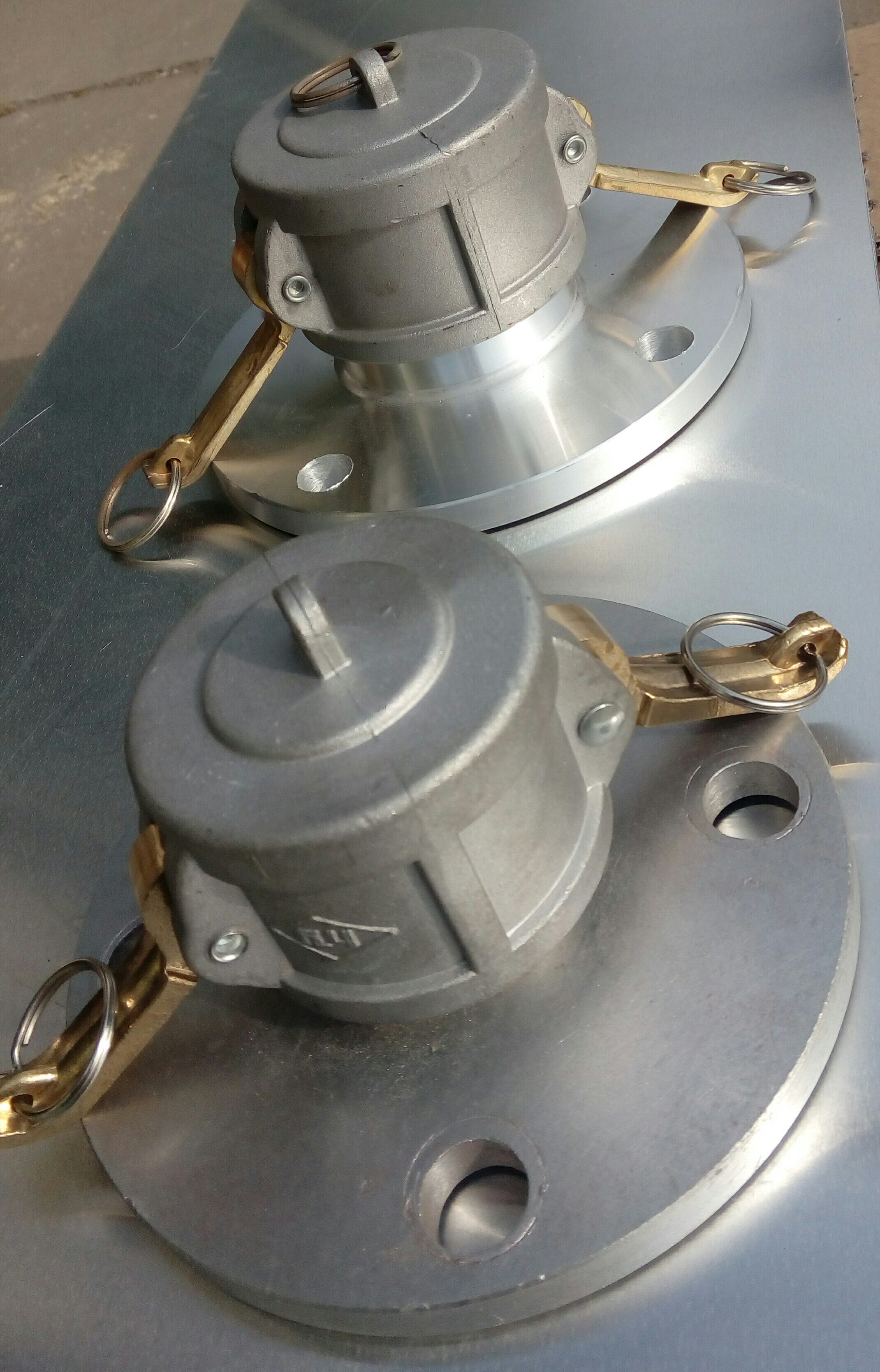 Oil unloading port flange male end quick connector with cover flange connection tank truck gas station accessories