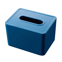 Маленький, прямоугольный, с драгоценным камнем