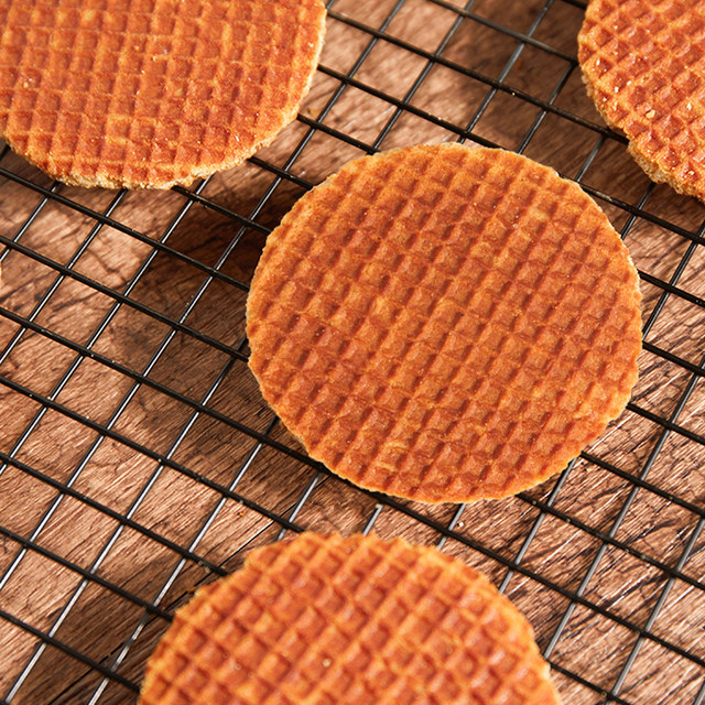 Imported from the Netherlands, caramel sandwich waffle round honey biscuits 315g 10 pieces single snack Max Alex