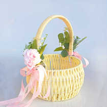 Flower Basket Flower Girl Weaving Hand Basket Picnic Small Basket Flower Arrangement Ornaments Egg Confinement Gift Basket Dance Props