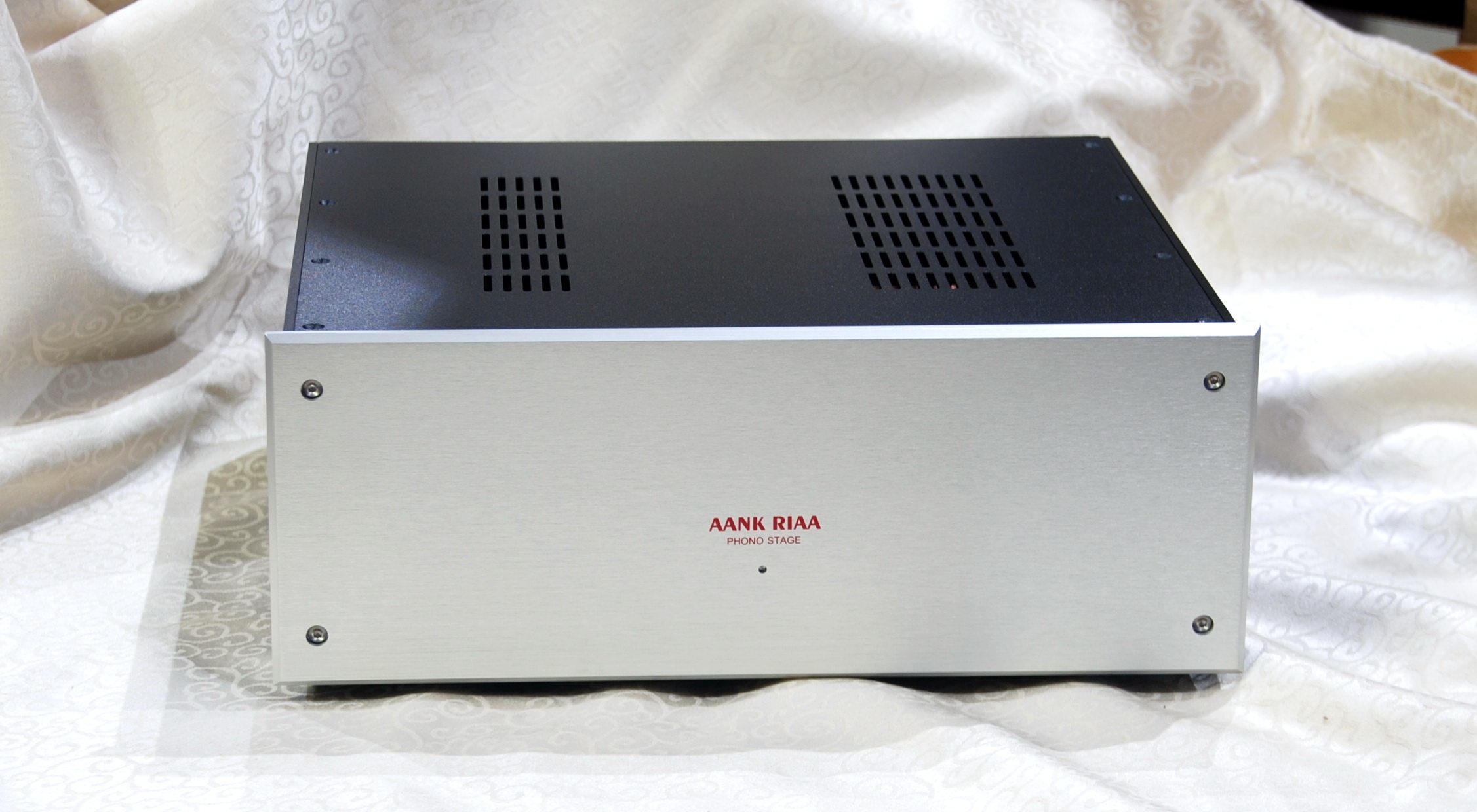 Xtreme British AudioNote music noble pure MM singing and playing machine M1 M2 L3 balance