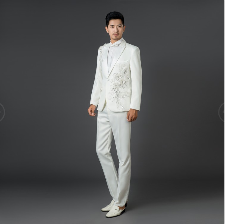 Bộ đồ phù hợp với bộ trang phục sân khấu Slim trang phục nam ca sĩ nam chủ nhà hợp xướng trang phục phong cách mới quần âu