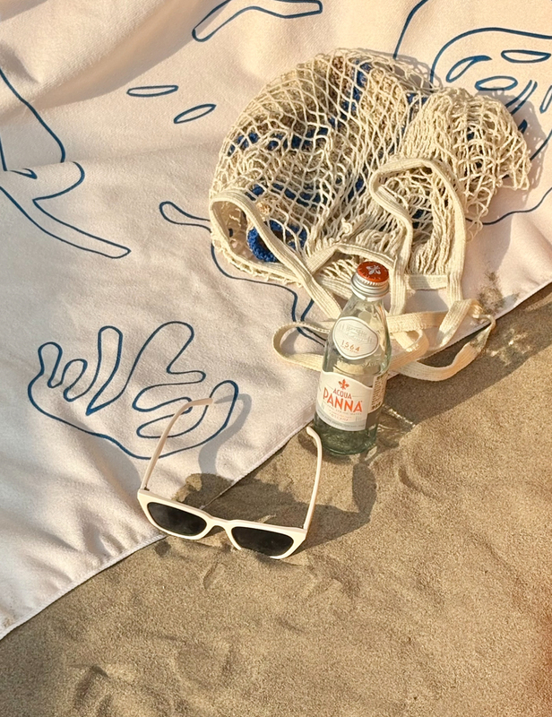 Giffyplanet Original Mediterranean Holiday Artistic Beach Towel Quick-Drying Towel 140*70cm Giffyplanet Original Mediterranean Holiday Artistic Beach Towel Quick-Drying Towel 140*70cm