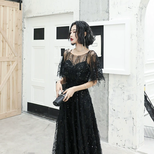 Длинные весенние блестки для ногтей, весеннее вечернее платье, яркий броский стиль, по фигуре