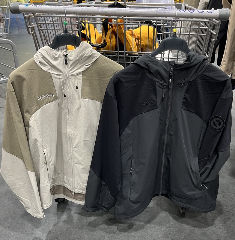 Sam's Purchasing Service: Outdoor Men's Jacket, Windproof Softshell Jacket