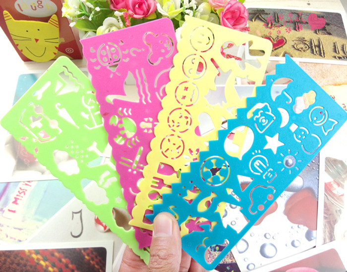 Wanhua ruler children's cartoon drawing plastic ruler primary school students multi-function drawing ruler template ruler DIY album ruler