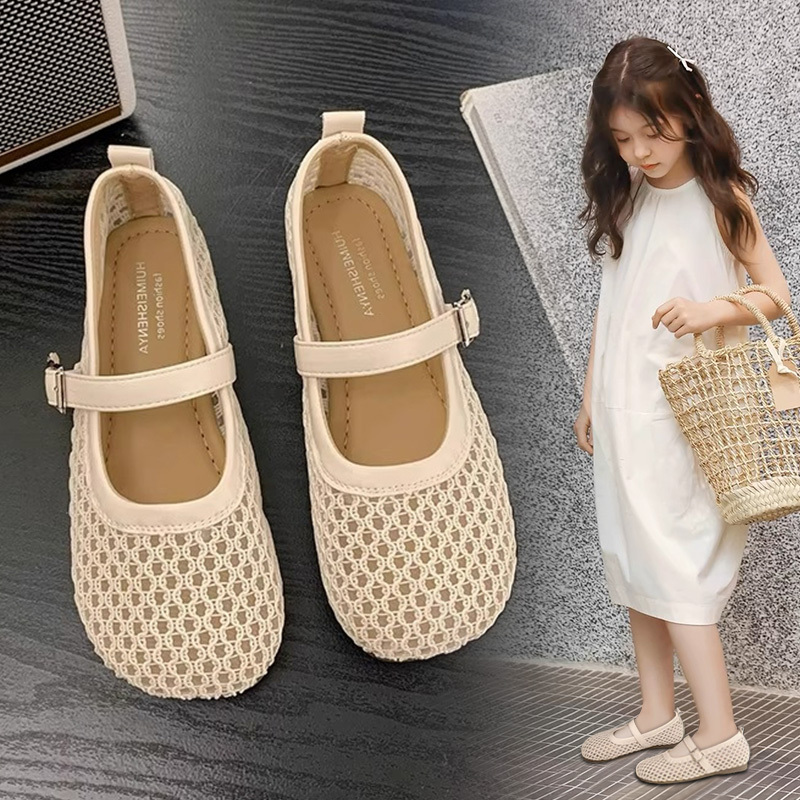Girls' Sandals 2026 Spring and Summer New Style Kidsren's Mesh Cut Out Flats for Older Girls Fishnet Mary Jane Shoes Girls' Sandals 2026 Spring and Summer New Style Kidsren's Mesh Cut Out Flats for Older Girls Fishnet Mary Jane Shoes