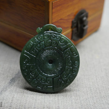 Hetian jade jasper dragon pattern antique peace buckle jade pendant