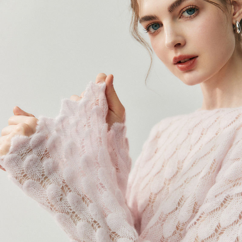 Super Stylish Hollow-Out Silk Cashmere Sweater, New Style Off-The-Shoulder Women's Loose Lazy Knit Sweater Cardigan