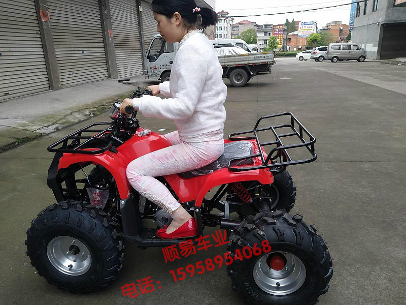 Xe mô tô bốn bánh ATV xuyên quốc gia mới Xe mô tô địa hình cỡ nhỏ ATV 125cc cào cào mini 50cc