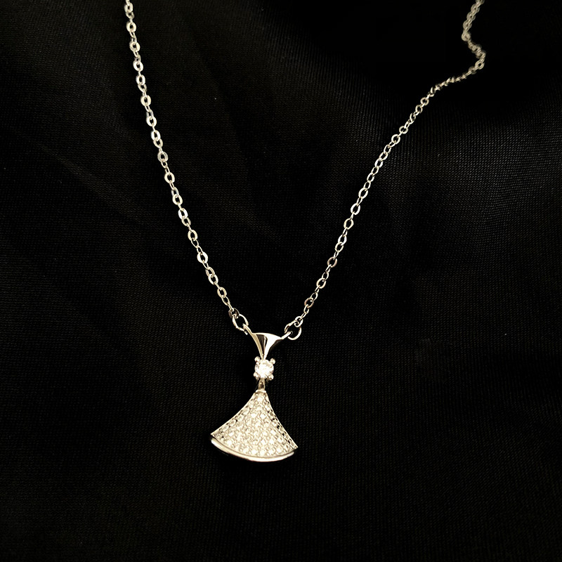 Full diamond fan necklace 925 sterling silver exquisite fan-shaped small skirt shape clavicle chain Personalized skirt necklace necklace