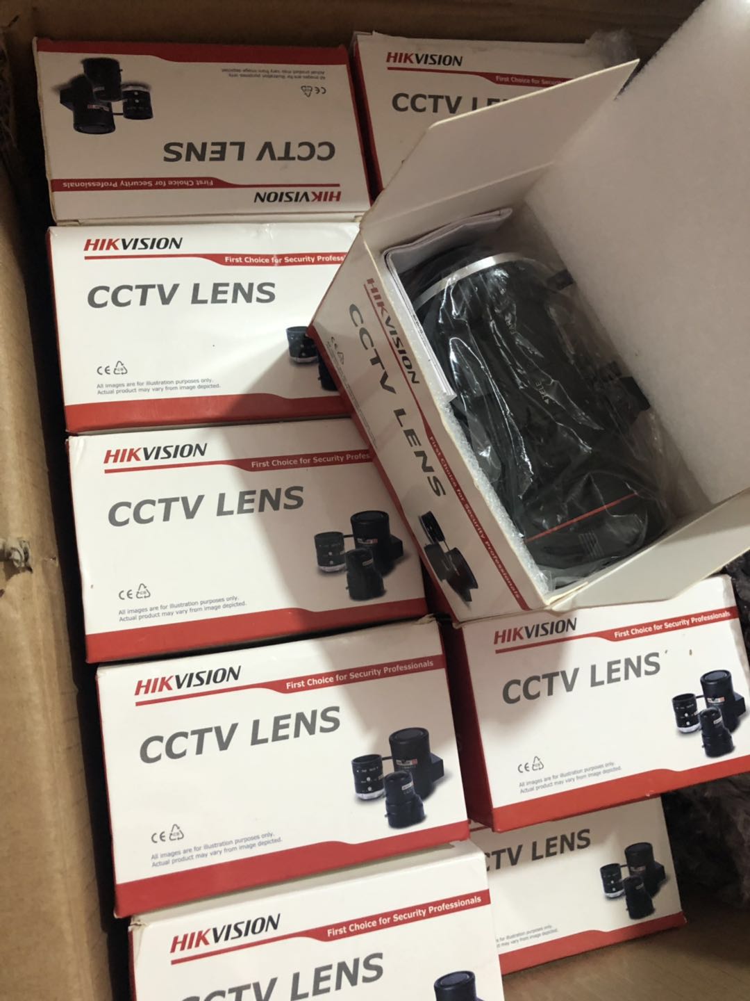 Spot original HV1140-8MPIR 8-megapixel lens and HV3816D-8MPIR