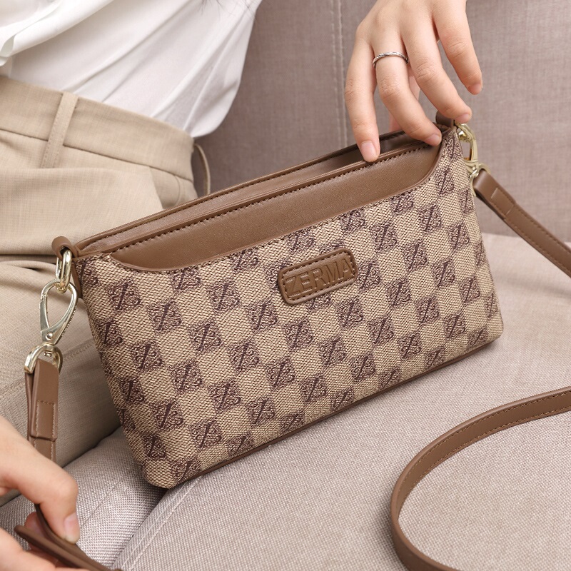 Hong Kong Brand Mother's Day Gift Mom Bag 2026 New Trendy Middle-Aged Women's Small Bag Shell Bag Crossbody Bag