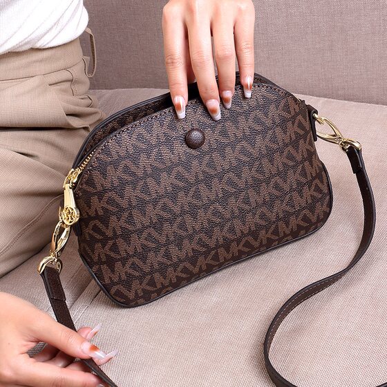 Mother's Day Gift 2026 New Shell-Shaped Small Bag Hong Kong Brand Middle-Aged Mother's Handbag Crossbody Bag Shoulder Bag
