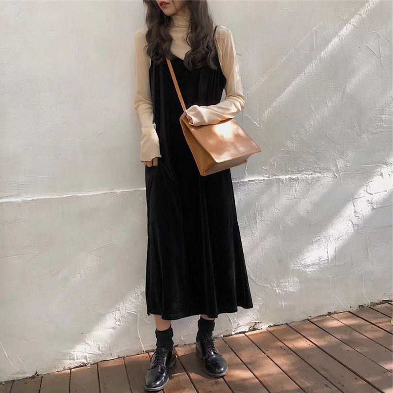 2022 new velvet suit tall 170 women's clothing tea break fried street suspenders French long skirt dress autumn and winter