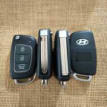 Modern famous picture three-key folding shell inner milling three-key four-key right slot car folding remote control key Shell