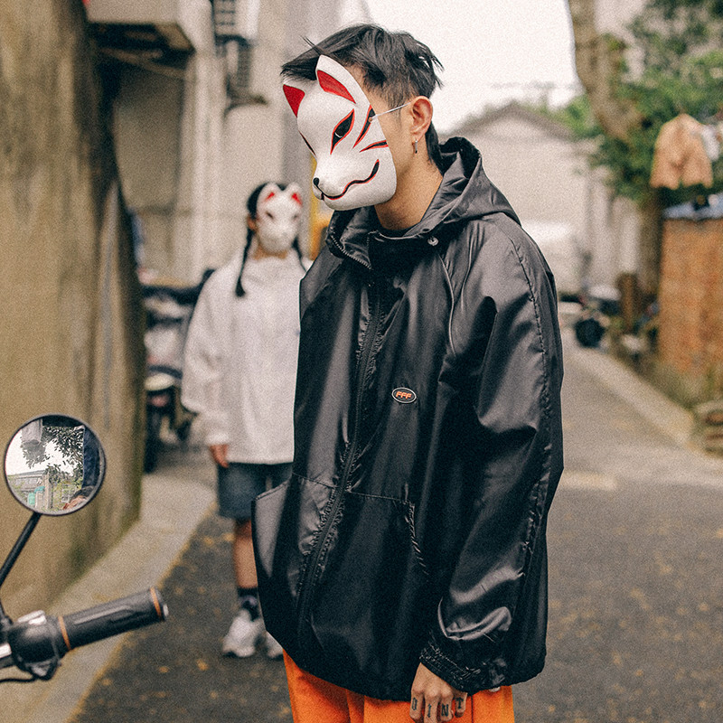 The village 2021 summer sunscreen men loose long sleeved coat sweater casual and simple color