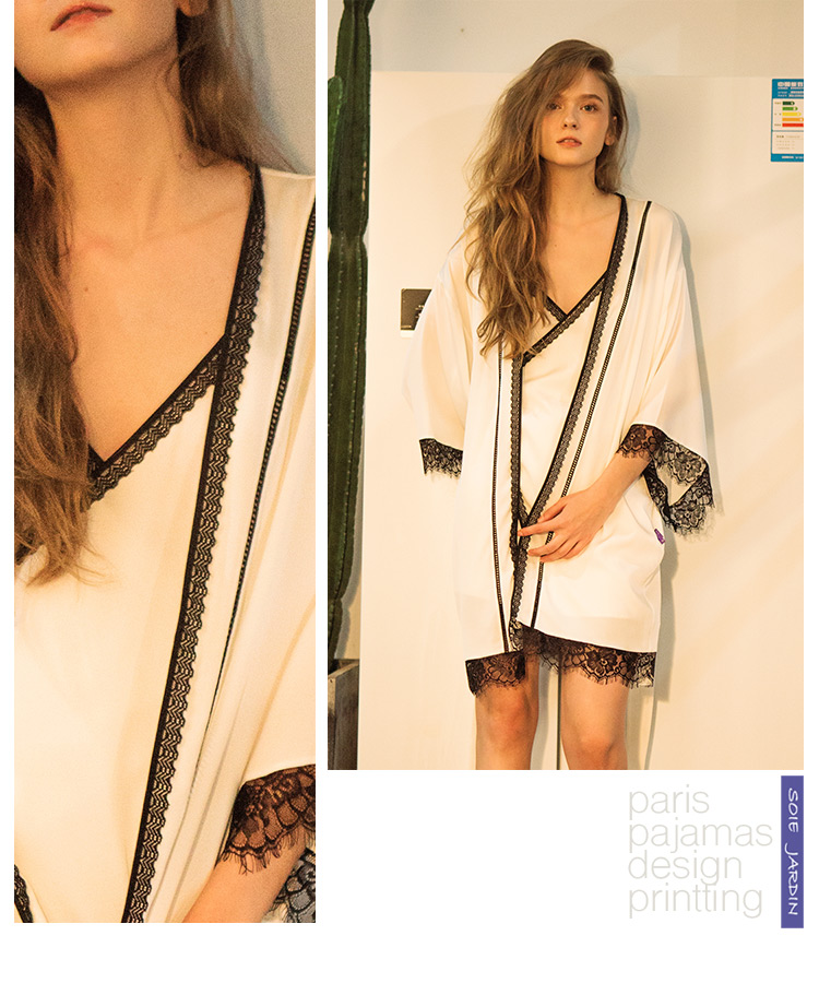 Silk Garden Cannes Bà Xia Sang Silk Silk Màu đen và trắng lụa nặng Dòng áo ngủ ngắn - Night Robe bộ đồ ngủ nữ cotton