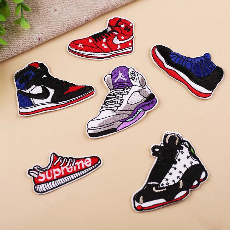 Fashion hole stickers embroidery cloth stickers embroidery DIY fashion men's sports shoes clothes pants down jacket back packaging