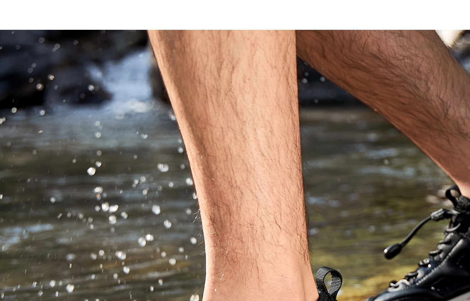 Mesh обувь 骆驼男鞋2025夏季新款户外休闲 𫔮徒步鞋男运动凉鞋透气网面溯溪鞋男 Camel